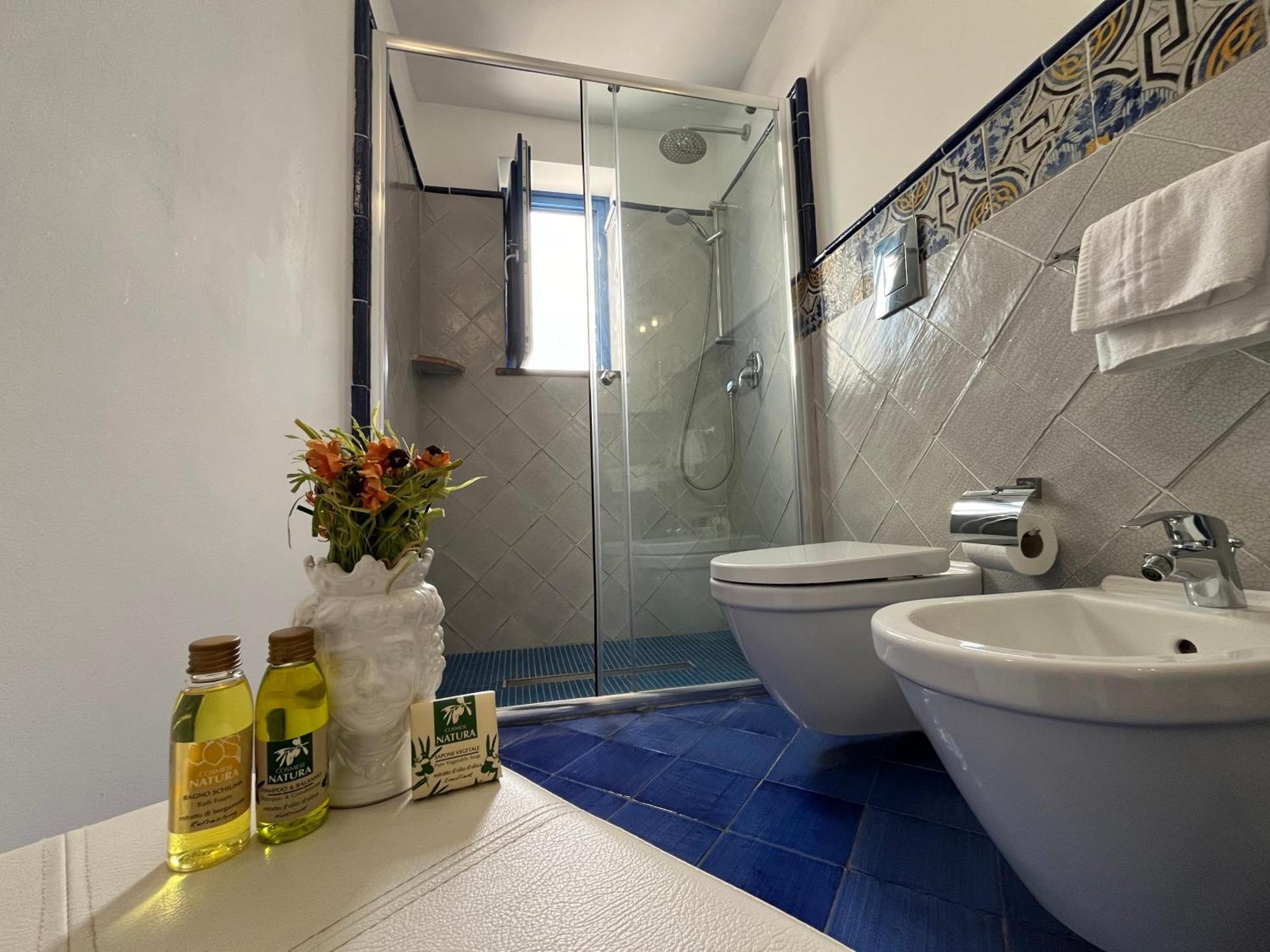 Punta Sallustro Lipari Oda fotoğraf